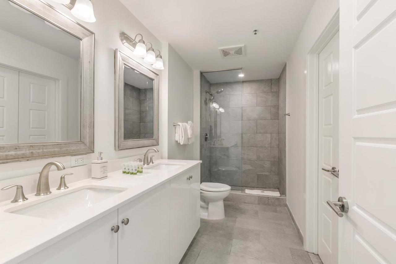 Luxury 4 Bedroom - Short Walk To Bourbon Street Holiday home *