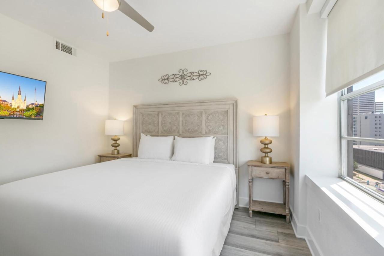 Luxury 4 Bedroom - Short Walk To Bourbon Street