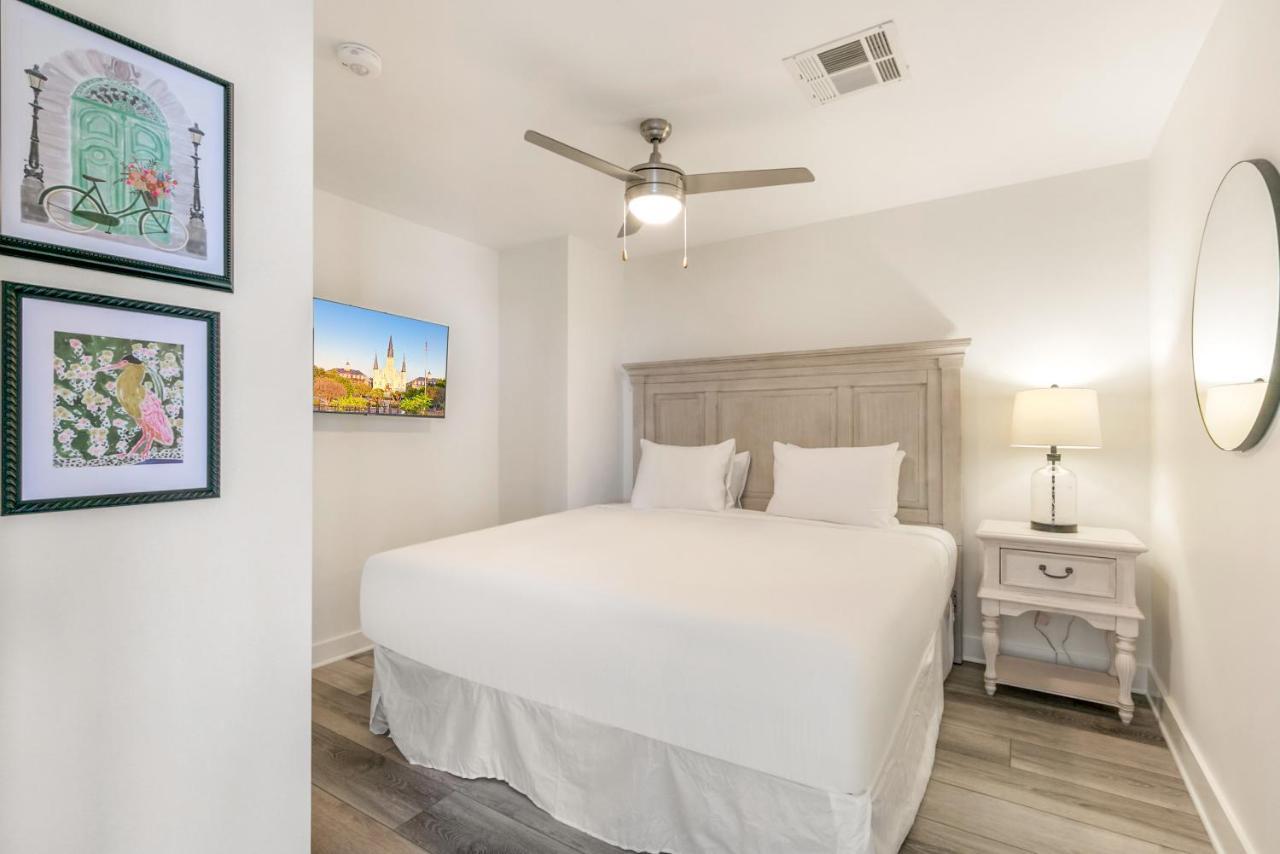 Holiday home Luxury 4 Bedroom - Short Walk To Bourbon Street New Orleans
